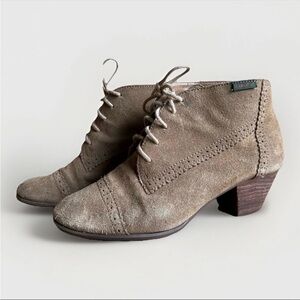 G.H. Bass Porter Gobi Women’s ankle boots size 8.5M